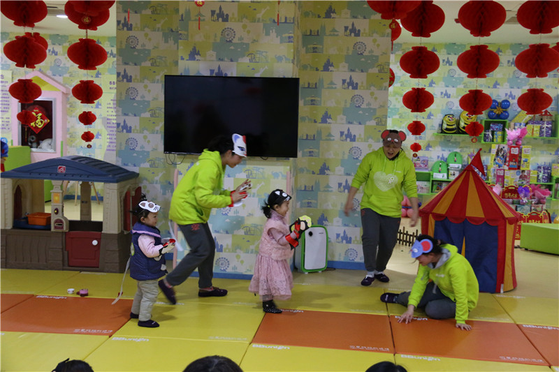 BBunion国际早教邯郸中心活动花絮：欢乐元宵节，我们在一起